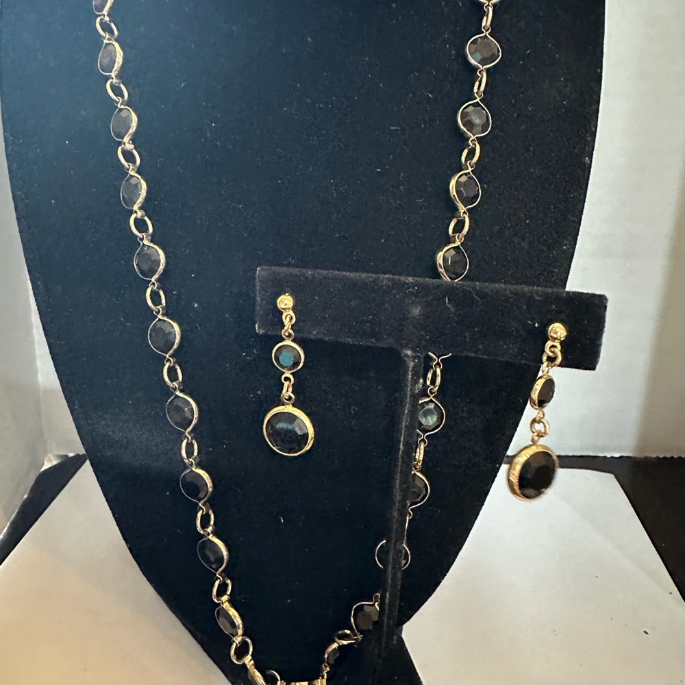Two sisters necklace and post earring set